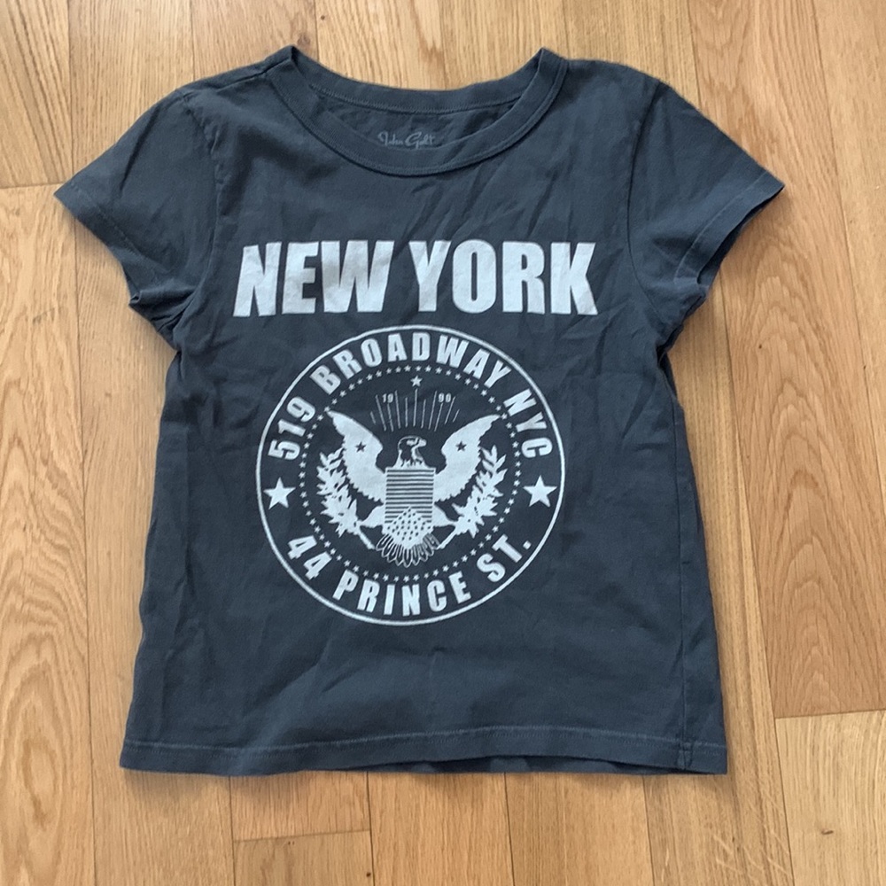 Brandy Melville John Galt New York Tee